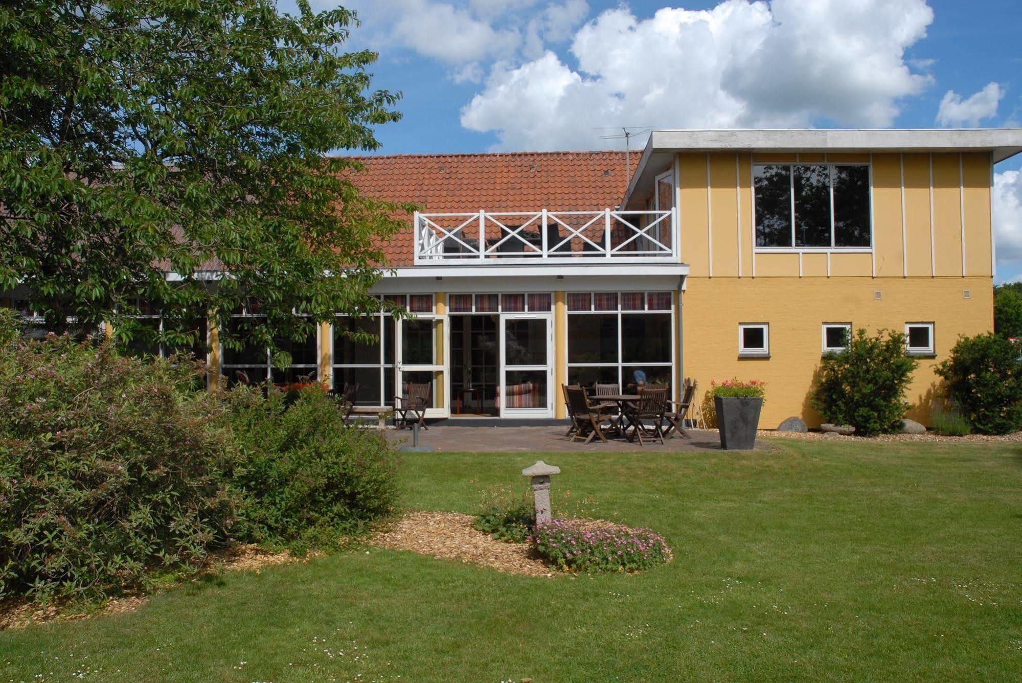 Hotel Smedegaarden Lem  Buitenkant foto